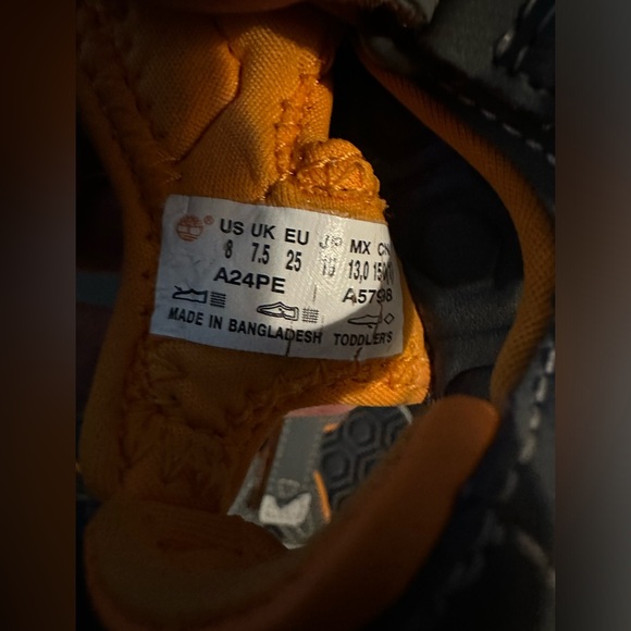 Sandals boy size 8 - Picture 5 of 5